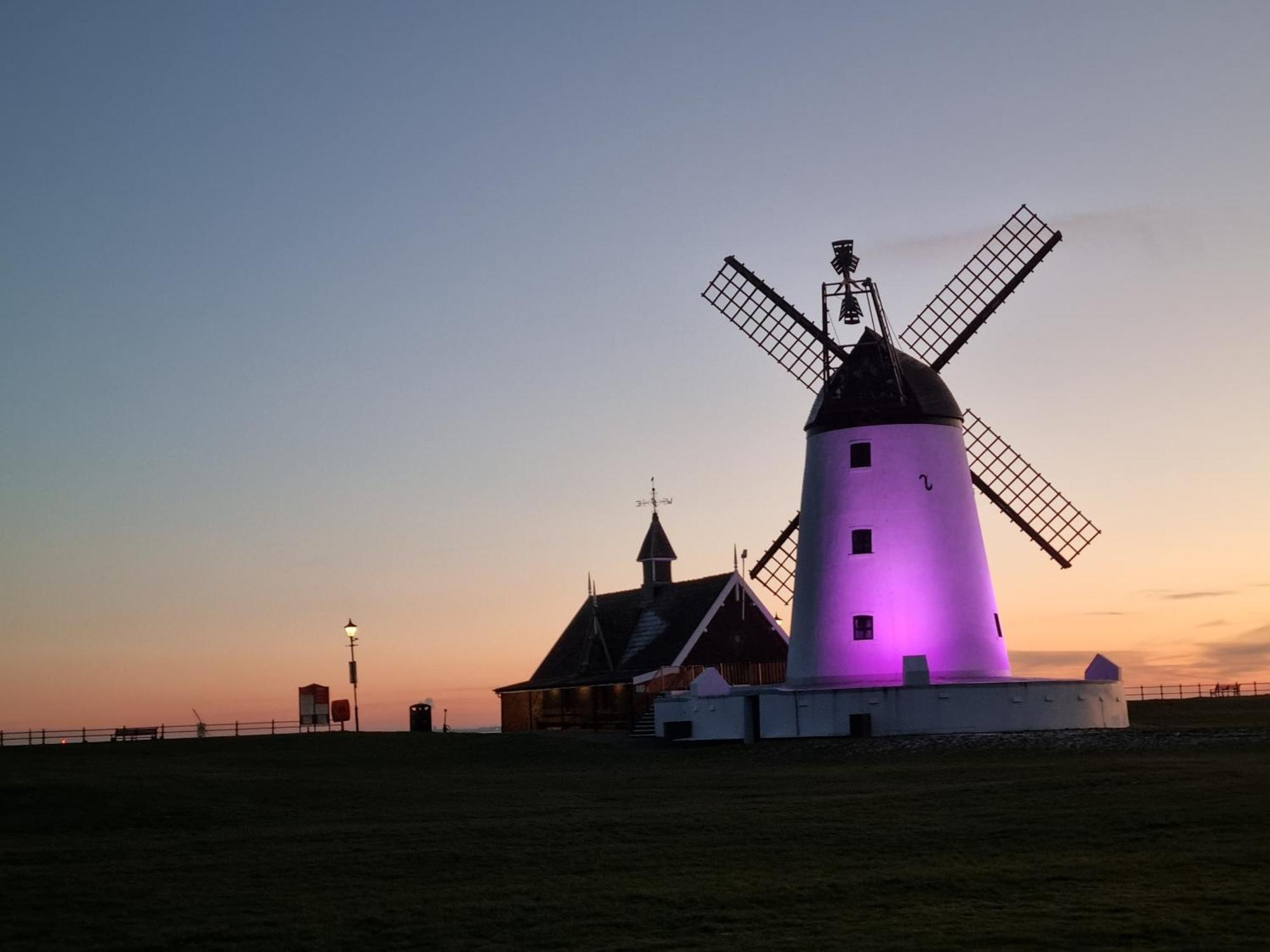 Windmill House Lytham Apartment Lytham St Annes Exterior photo